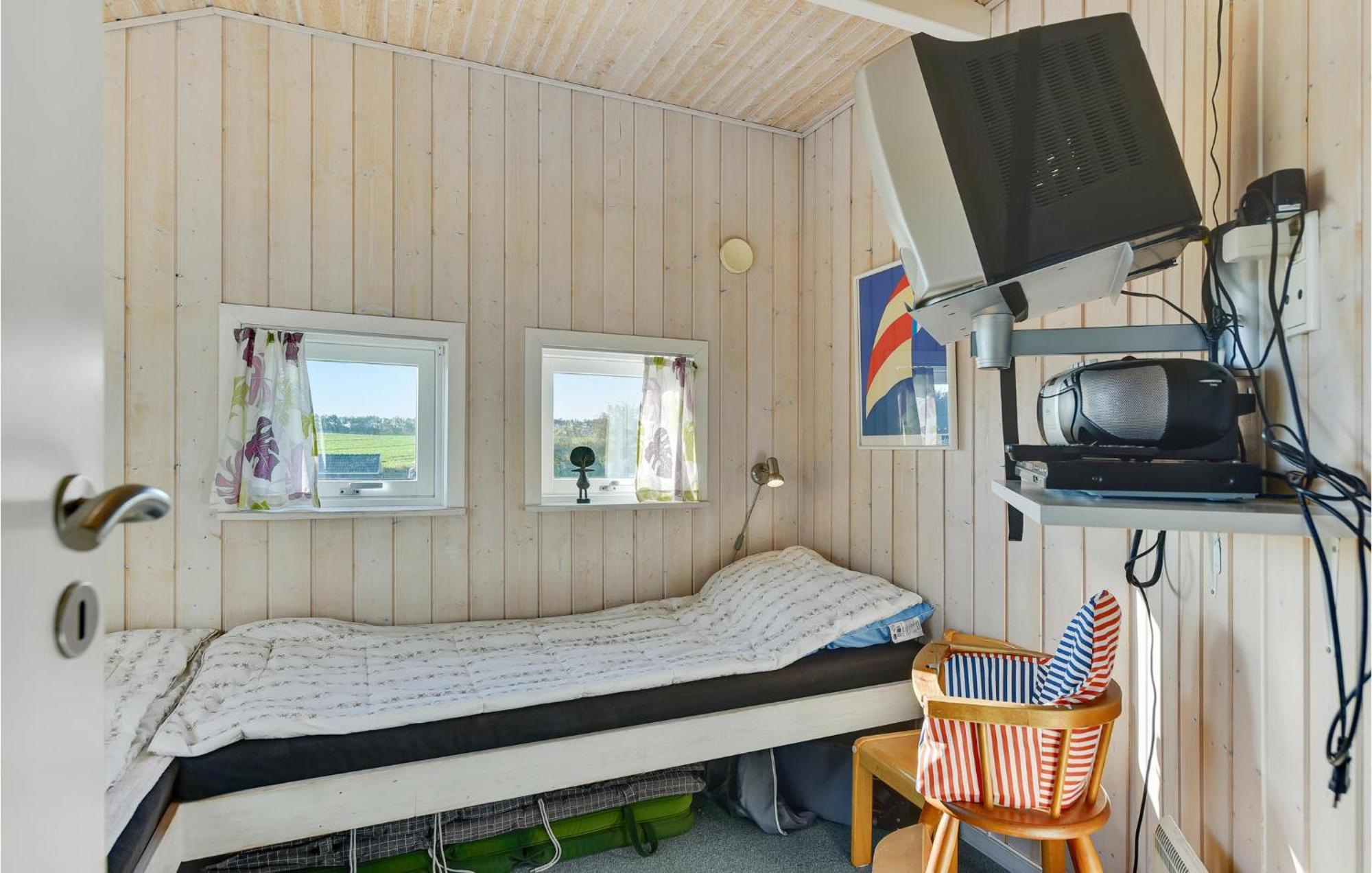 Beautiful Home In Nordborg With Wifi Екстер'єр фото
