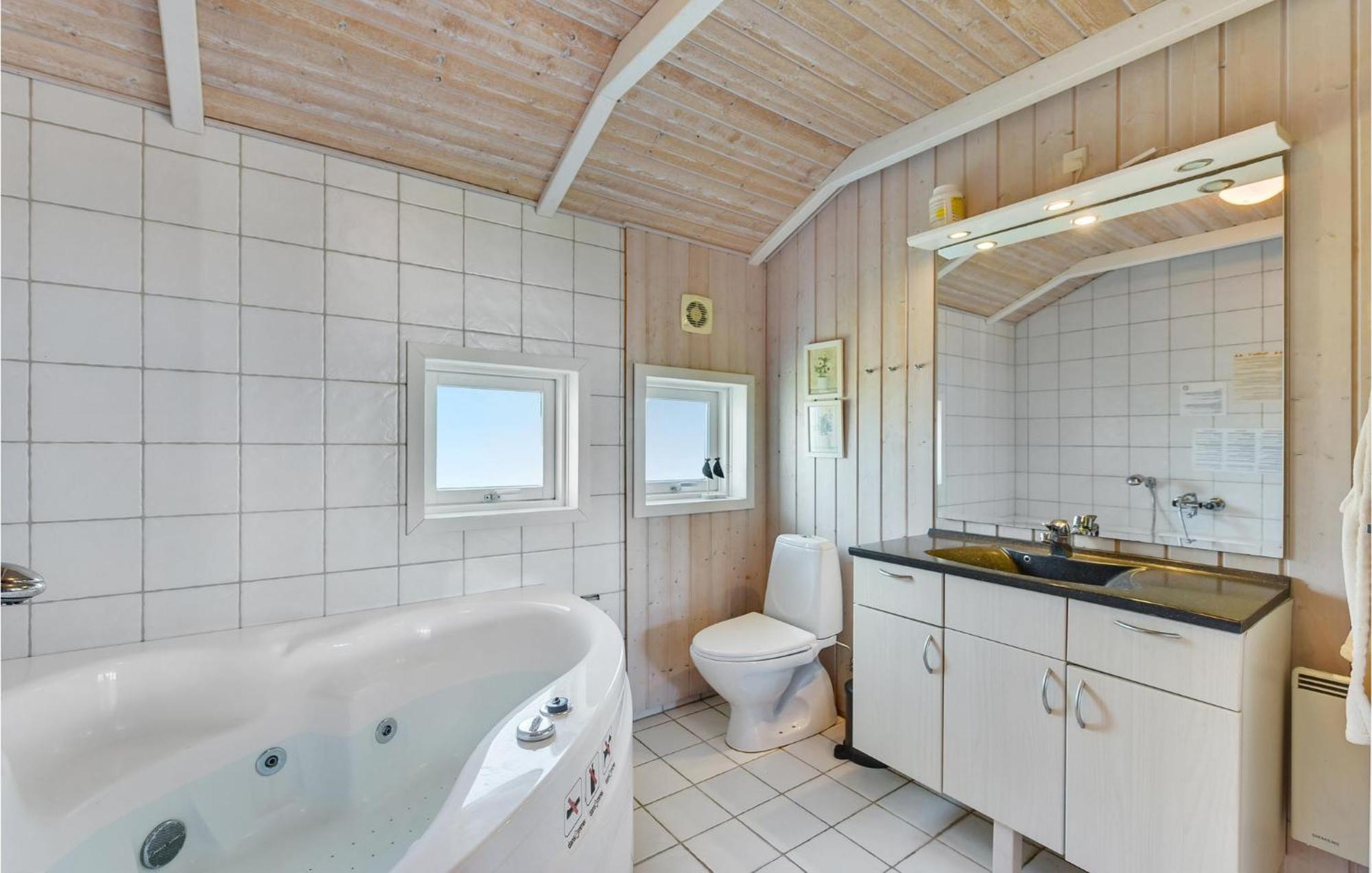 Beautiful Home In Nordborg With Wifi Екстер'єр фото