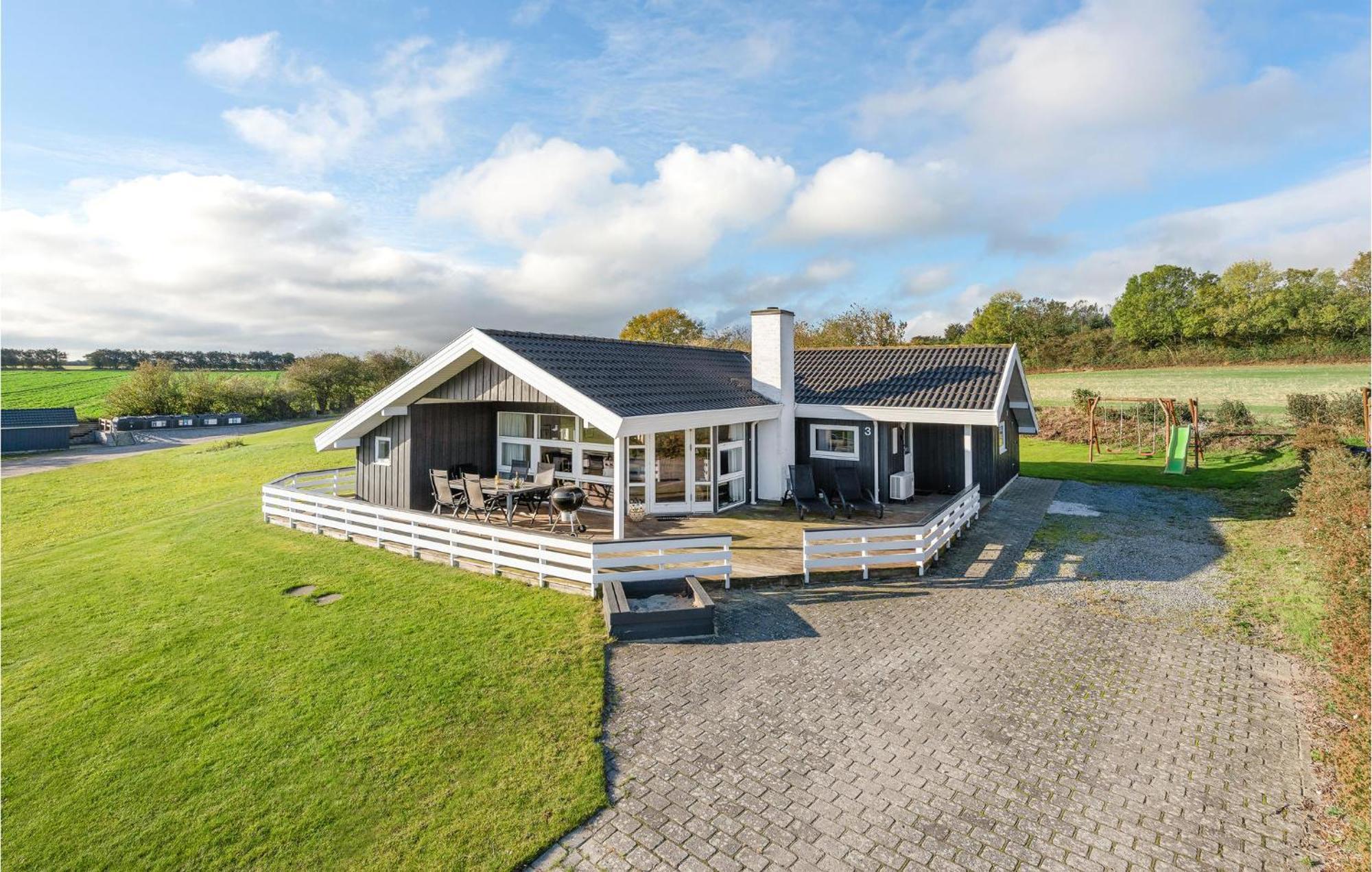 Beautiful Home In Nordborg With Wifi Екстер'єр фото